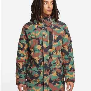 MJ  FLT HRTG  AOP PARKA  size M for men